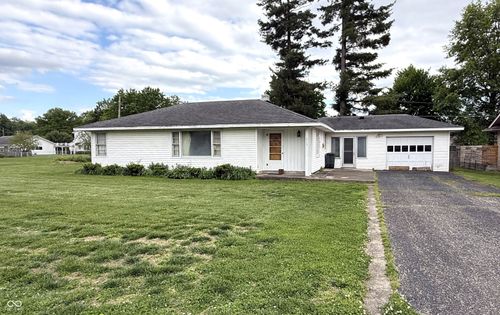 312 E Main Street, Farmersburg, IN, 47850 | Card Image