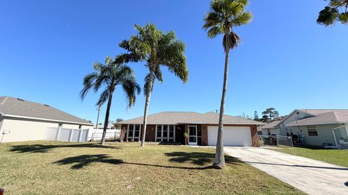 2541 Se Marius St, Port St. Lucie, FL, 34952-7278 | Card Image
