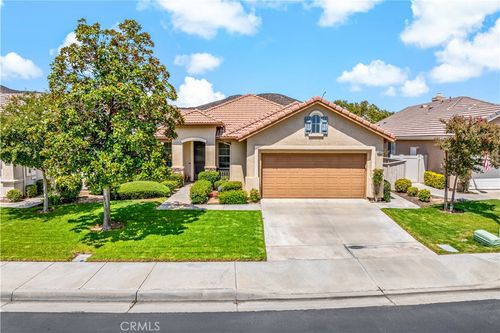 28918 Lake Fork Dr, Menifee, CA, 92584-8777 | Card Image