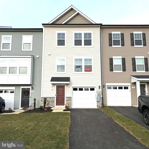 62 Bolingbroke Way, CHARLES TOWN, WV, 25414-6145 | Card Image