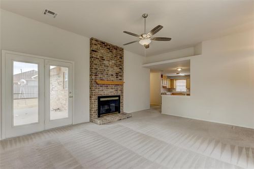 12412 Sw 11th St, Yukon, OK, 73099-7066 | Card Image
