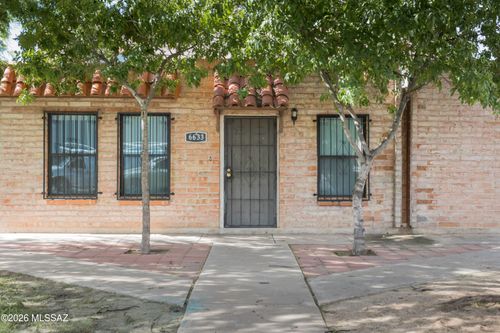 6633 E Calle La Paz, Tucson, AZ, 85715-4066 | Card Image