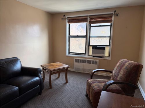 apt-4x-33-26 92nd St, Jackson Heights, NY, 11372-1823 | Card Image