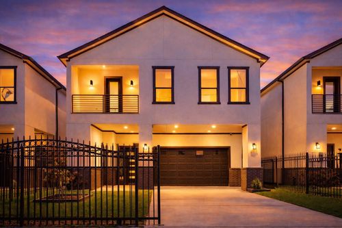 2321 Tuam St, Houston, TX, 77004-1353 | Card Image