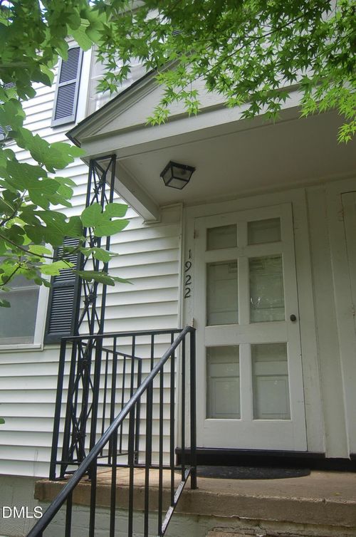 5-1922 Smallwood Dr, Raleigh, NC, 27605-1302 | Card Image