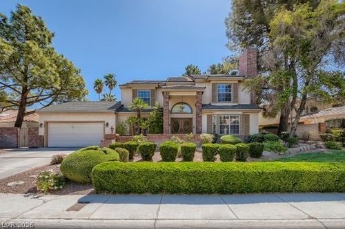38 Hummingbird Ln, Henderson, NV, 89014-2139 | Card Image