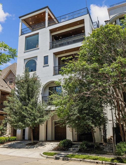 2210 Boll St, Dallas, TX, 75204-2694 | Card Image
