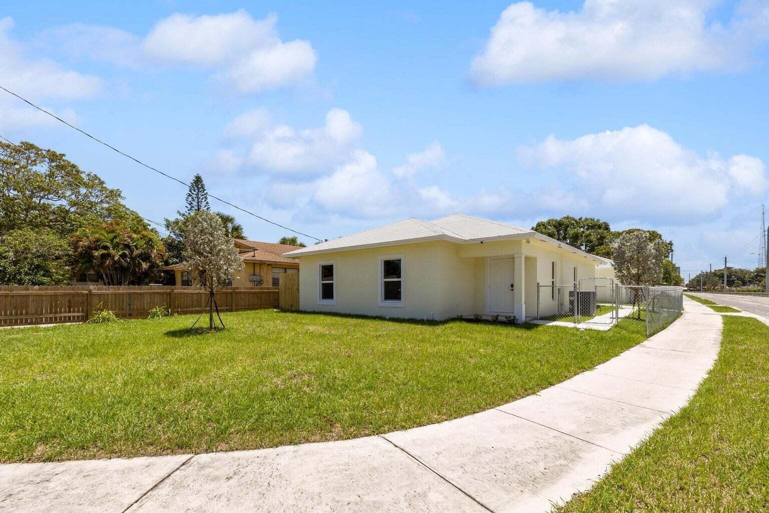Residential Lease in West Palm Beach 3