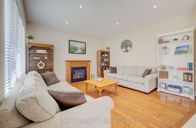 165 River Run Rd, House other with 4 bedrooms, 4 bathrooms and 4 parking in Drayton ON | Image 8