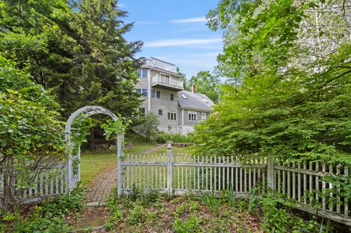 238 Brackett Ave, Portland, ME, 04108-1261 | Card Image