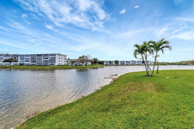 4049 Wolverton C, Condo with 2 bedrooms, 2 bathrooms and null parking in Boca Raton FL | Image 43