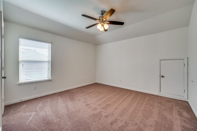Upstairs bedroom 3 with walk in closet | Image 28