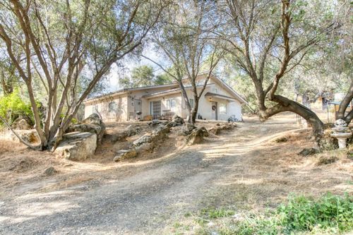 43867 Trabuco Court, Coarsegold, CA, 93614 | Card Image