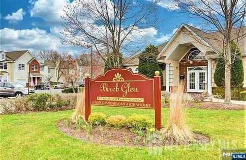 189 Sunshine Dr, Piscataway, NJ, 08854-2271 | Card Image