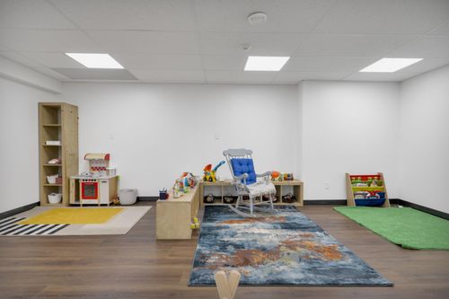 5002 50 St, Stony Plain, AB, T7Z1T2 | Card Image