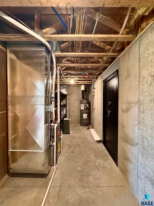 1403 Bitterroot Rd, House other with 5 bedrooms, 4 bathrooms and null parking in Dell Rapids SD | Image 35