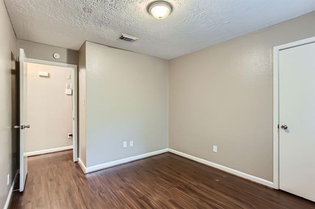 Bedroom | Image 15