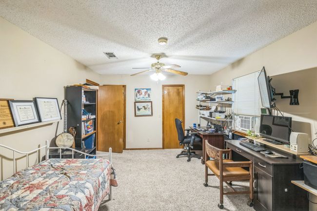906 County Road 2770, House other with 3 bedrooms, 3 bathrooms and null parking in Honey Grove TX | Image 18