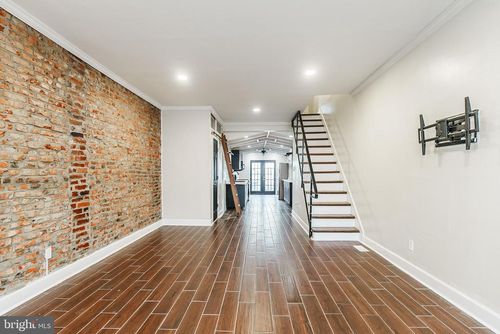 309 Daly St, PHILADELPHIA, PA, 19148-3306 | Card Image