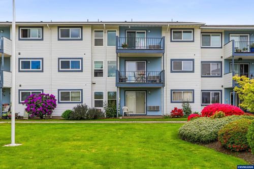 950 Evergreen Rd, Woodburn, OR, 97071-2912 | Card Image