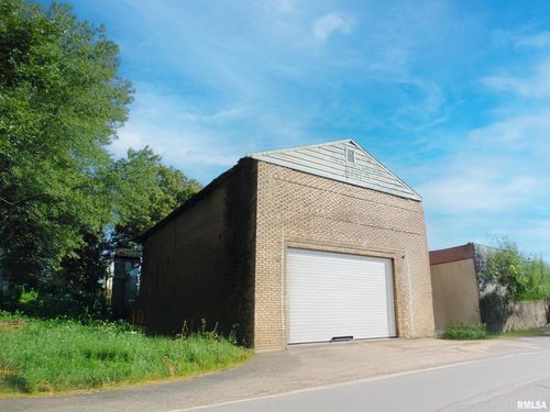 20 N Bridge Street, Jonesboro, IL, 62961 | Card Image