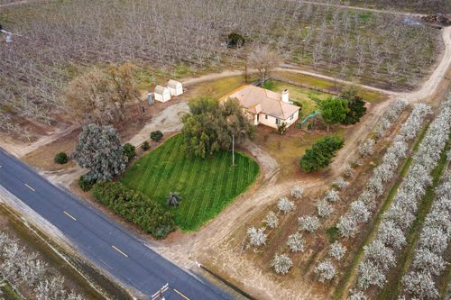 2306 Young Road, Modesto, CA, 95358 | Card Image