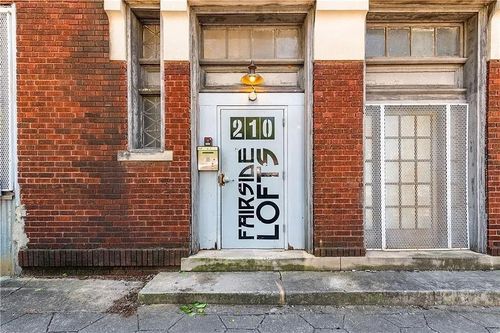 1-210 Walker St Sw, Atlanta, GA, 30313-1213 | Card Image