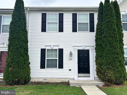 104 Checko Ct, MARTINSBURG, WV, 25401-1815 | Card Image