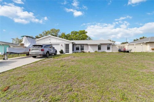 395 Gulf Breeze Blvd, VENICE, FL, 34293-7213 | Card Image