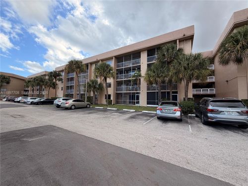 apt-115-17000 Nw 67th Ave, Hialeah, FL, 33015-4058 | Card Image
