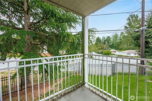 apt-b212-9917 Holly Dr, Everett, WA, 98204-1117 | Card Image