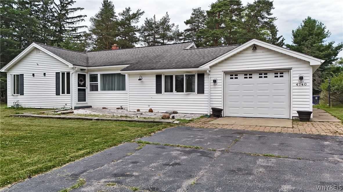 Seneca St, Buffalo, NY 14224