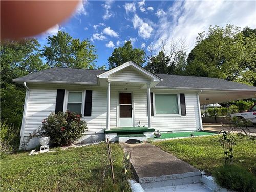 112 Herndon St, North Wilkesboro, NC, 28659-3381 | Card Image