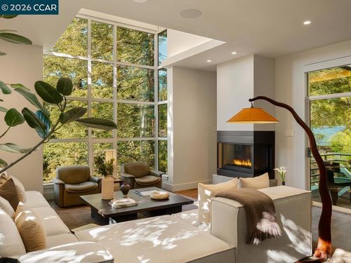 6 Dorothy Pl, Berkeley, CA, 94705-1613 | Card Image