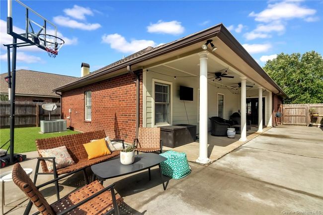 2124 La Cache Dr, House other with 3 bedrooms, 2 bathrooms and 2 parking in Lake Charles LA | Image 25