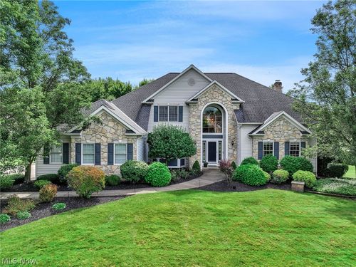 6487 Dorset Ln, Solon, OH, 44139-3196 | Card Image