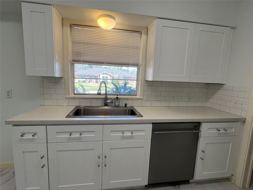 5103 Creekbend Dr, Houston, TX, 77035-3142 | Card Image
