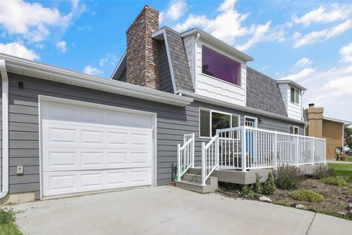 704 43rd St N, Great Falls, MT, 59405-1104 | Card Image