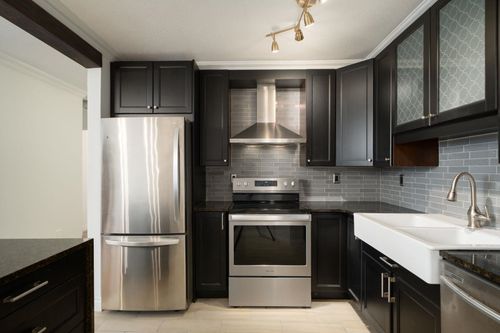 605-1245 Quayside Dr, New Westminster, BC, V3M6J6 | Card Image