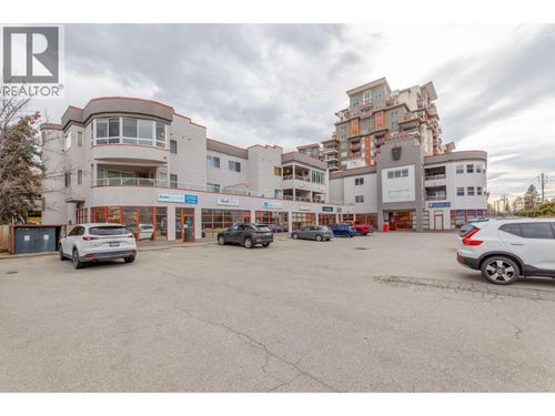 207-3310 Skaha Lake Road, Penticton, BC, V2A6G4 | Card Image