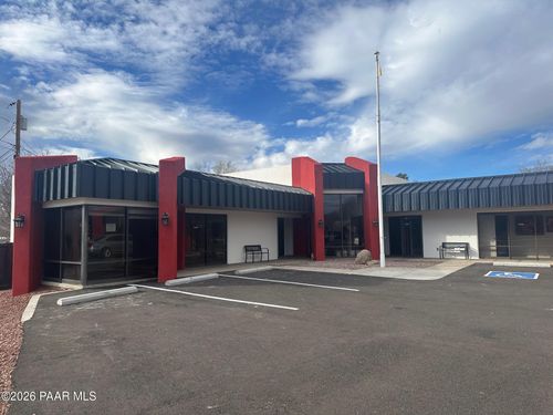 637 W Hillside. C6 Avenue, Prescott, AZ, 86301 | Card Image
