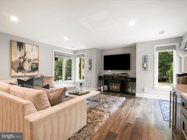 12024 Walnut Branch Rd, House other with 6 bedrooms, 5 bathrooms and null parking in RESTON VA | Image 59
