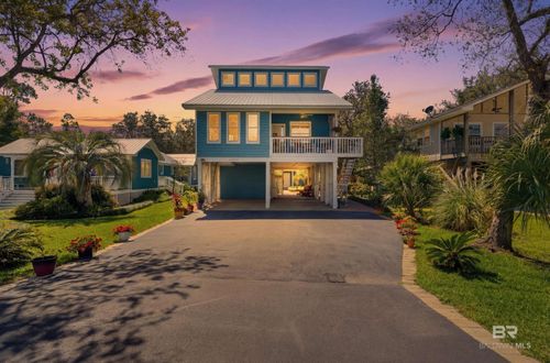 29688 Bayshore Dr N, Orange Beach, AL, 36561-4277 | Card Image