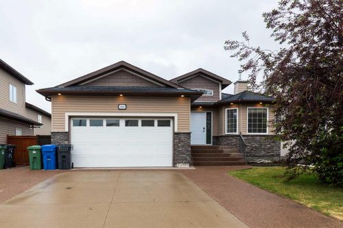 2244 28 Ave, Coaldale, AB, T1M0A3 | Card Image