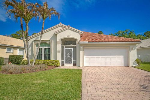 7004 Twin Oaks Cir, Stuart, FL, 34997-4726 | Card Image