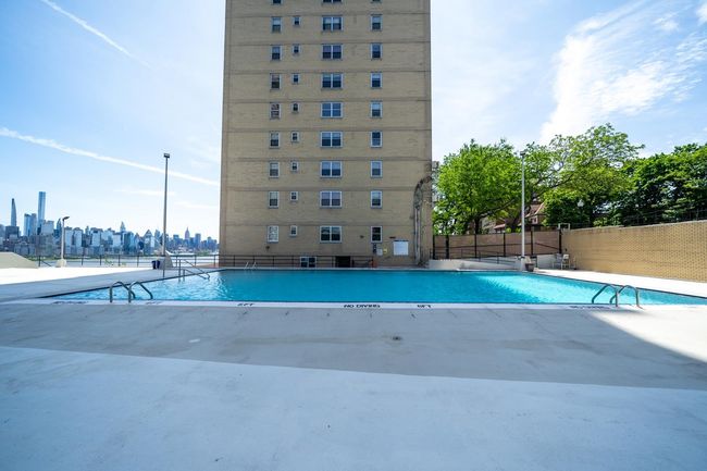 APT-23C - 6600 Kennedy Blvd E, Home with 1 bedrooms, 1 bathrooms and null parking in West New York NJ | Image 6