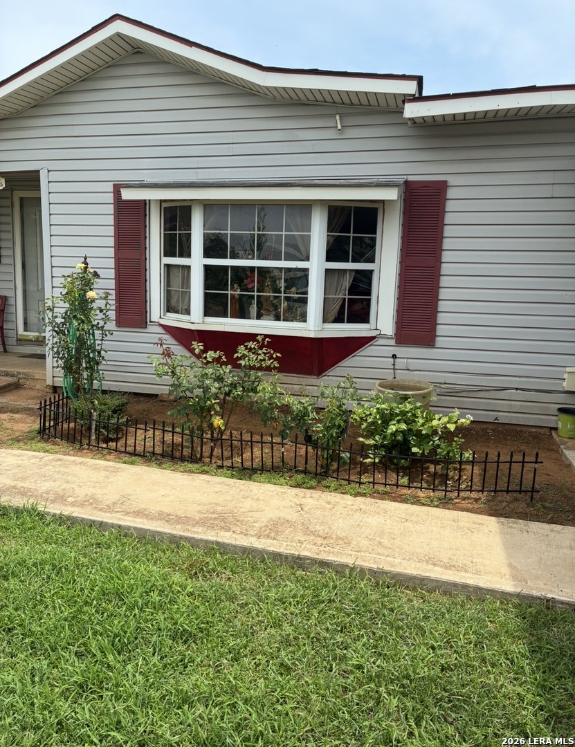 Residential in Dilley 4