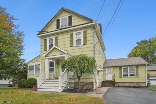 327 Manning Ave, North Plainfield, NJ, 07060-4304 | Card Image