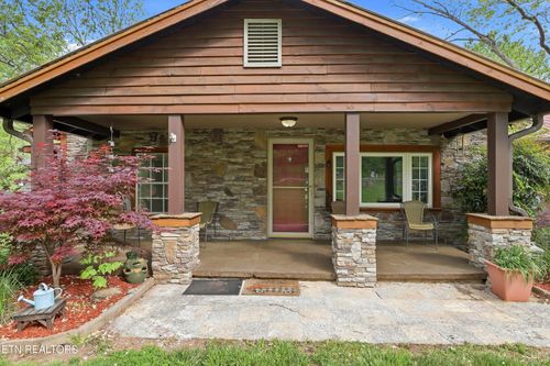 4035 Lonas Dr, Knoxville, TN, 37909-3326 | Card Image