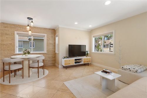 18 Laurel Ln, Aliso Viejo, CA, 92656-2940 | Card Image